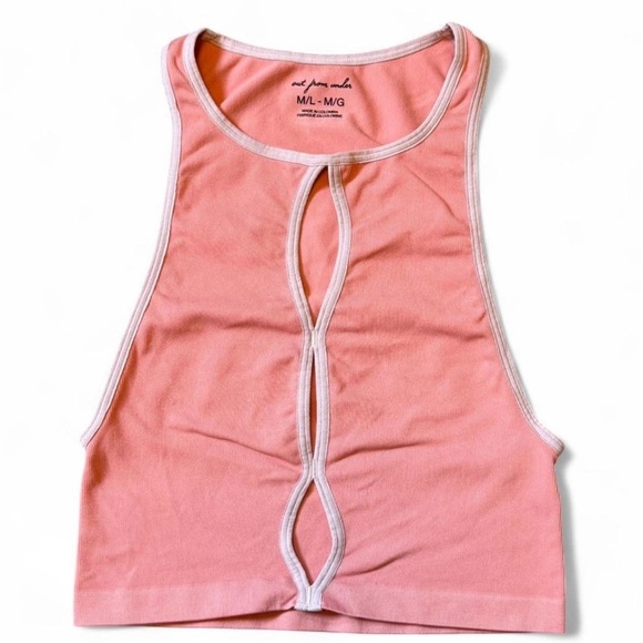 Women’s Urban Outfitters Pink sleeveless Crop Top M/L - Picture 2 of 6